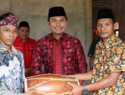 Ketua DPRD Provinsi Edi Purwanto Melakukan Kunjungan Ke Paguyuban Krida Turonggo Setto dan Paguyuban Sari Wahyu Budoyo