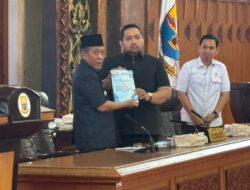 DPRD Provinsi Jambi Gelar Rapat Paripurna Dengan Agenda Penyampaian Pandangan Umum Fraksi Terhadap Nota LKPJ Gubernur Jambi