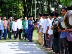 Hadiri Pengajian Akbar: Warga Mersam Antusias Sambut Kedatangan Abdullah Sani